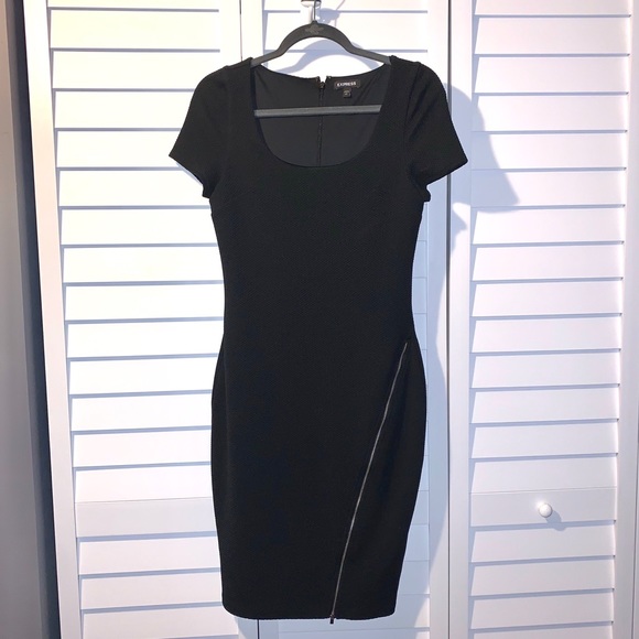 Express Dresses & Skirts - EXPRESS Midi dress w/ side zipper